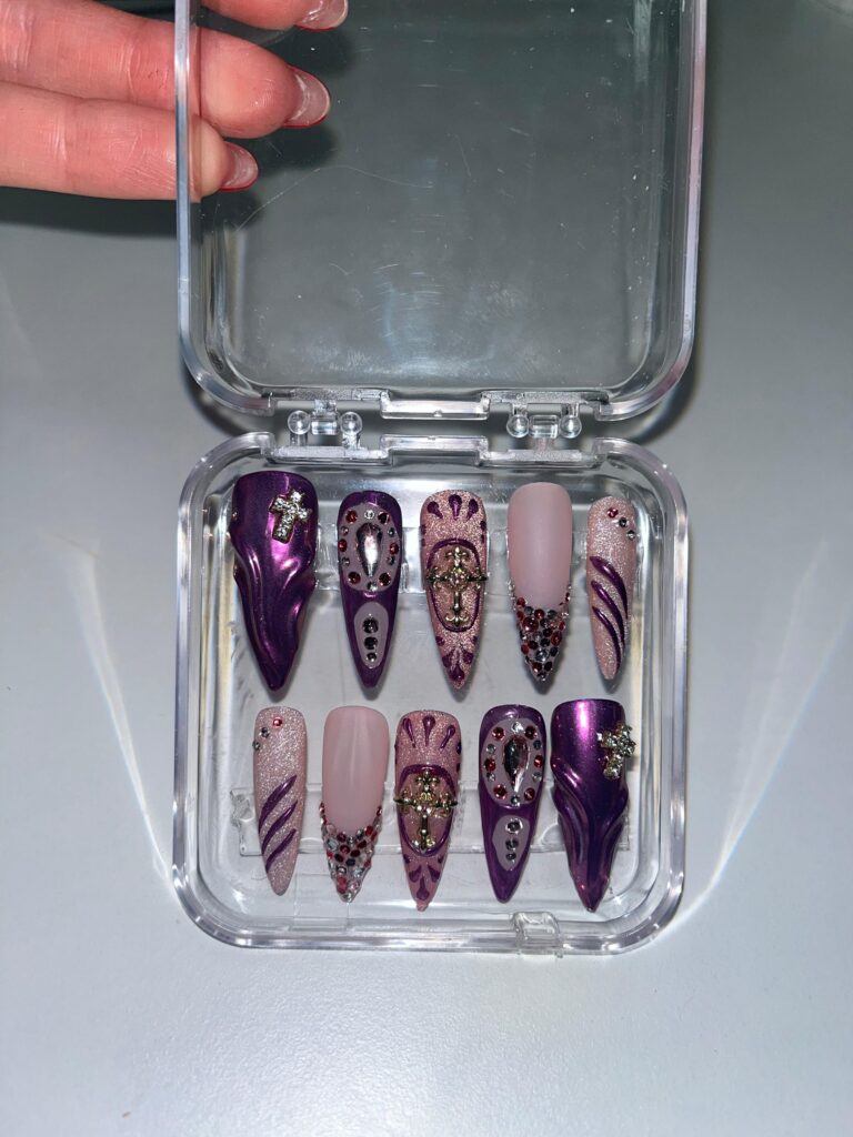 Press-On Nails (2)